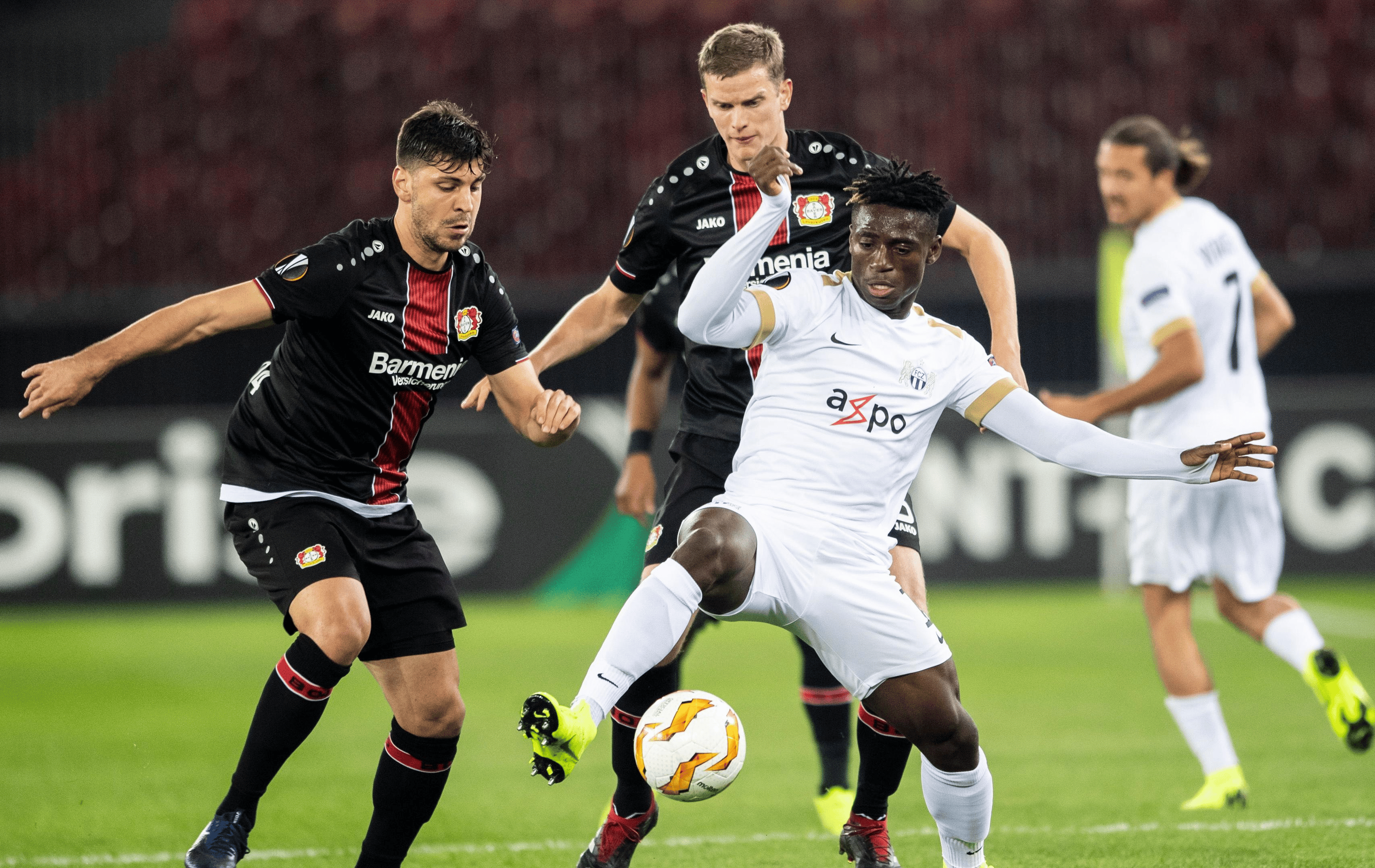 包含集结日欧篮联传出新动向；门兴格拉德巴赫止住颓势；管理层表态——信心回归；团队化学反应显著的词条