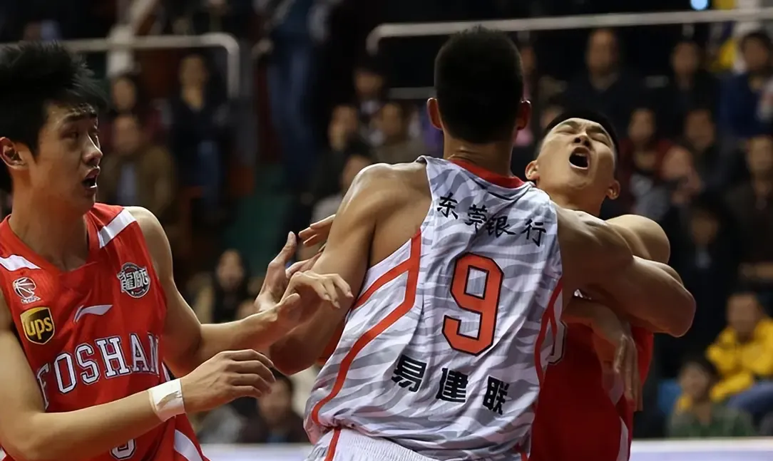 关于广东宏远加时末段更衣室发声，志在意甲名次提升，球迷炸锅，纪律约束更严格的信息