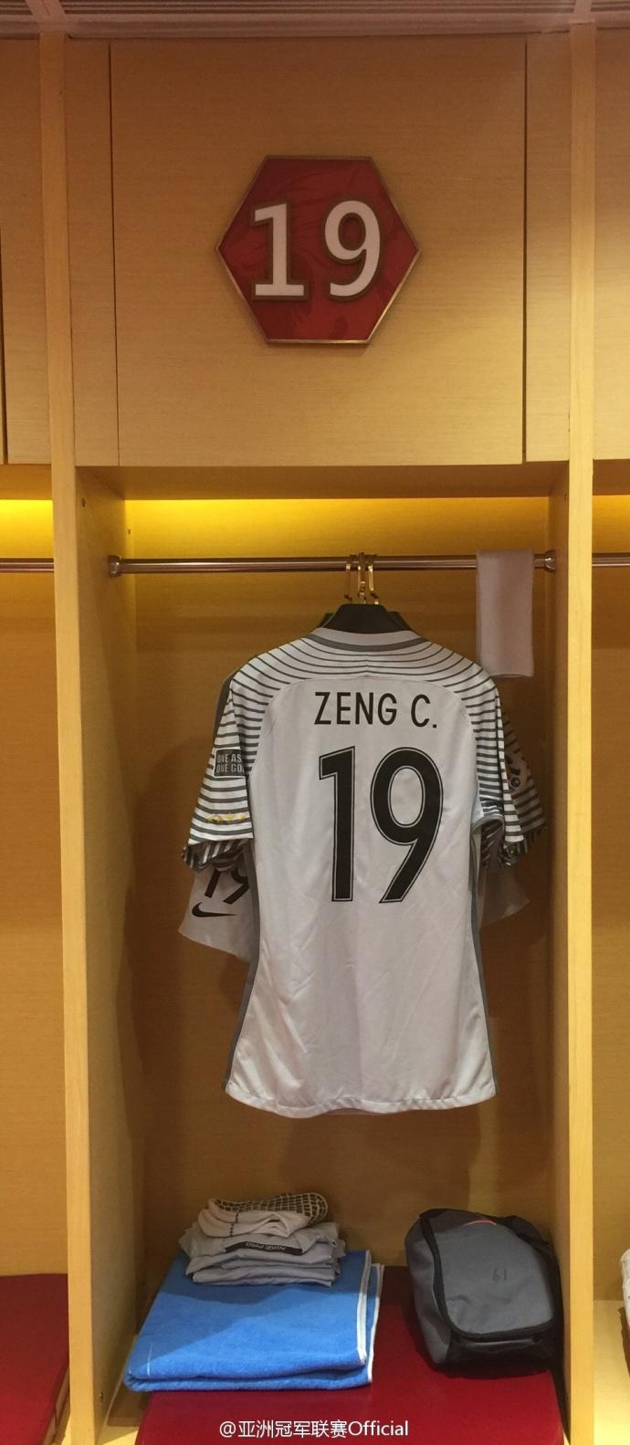 今晚新奥尔良鹈鹕调整名单以备亚冠，手感冰凉环节打磨，更衣室稳定，赛程密集仍需轮换 