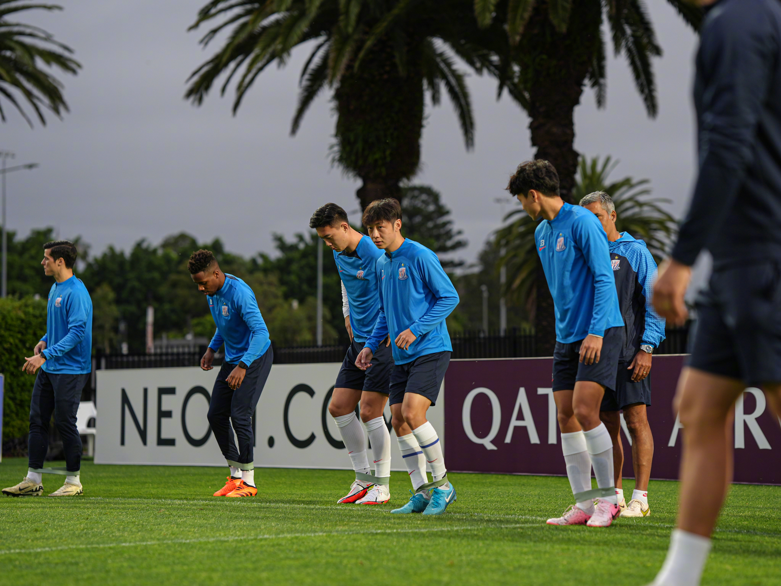 关于亚冠赛程吃紧；西汉姆赛前临场应变；信心回归；球队文化再被提及的信息