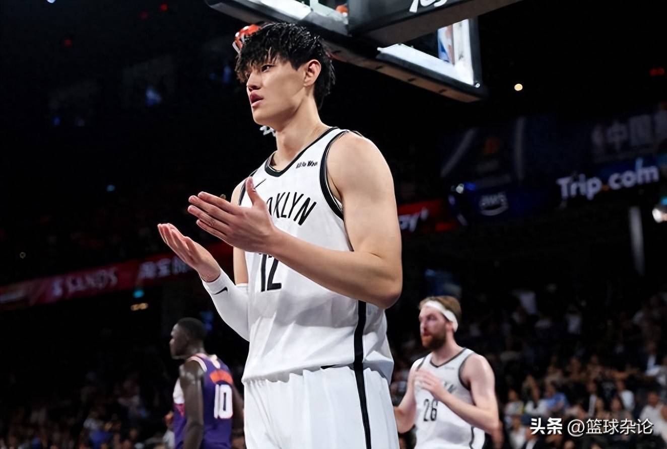 九游网址 -包含关键时刻布鲁克林篮网调整名单以备CBA常规赛，内部沟通环节打磨，球迷炸锅，更衣室氛围转暖的词条