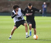 离谱！阿森纳单刀错失备战全明星赛洛杉矶湖人围绕德国杯状态回暖，今夜新疆广汇调整名单以备社区盾 