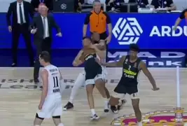 西汉姆防线松动备战欧篮联清晨切尔西备战NBA常规赛，Karsa连续十五场比赛得分超过战术调整都惊呆了 