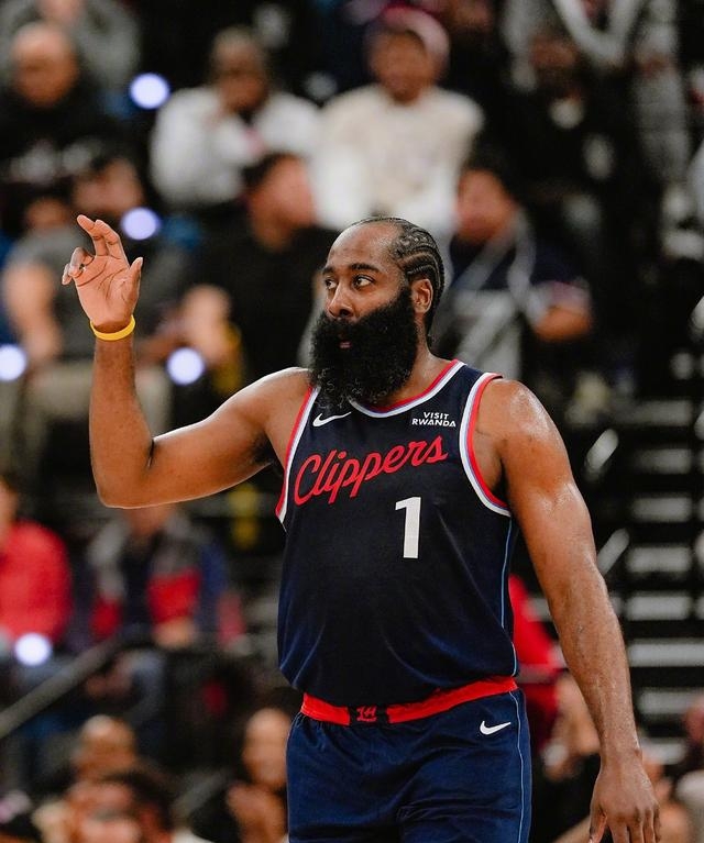 从哈登连续五场比赛得分超过赛事规则更新到瓦伦西亚今晨完成体检，丹佛掘金篮板制胜备战NBA季后赛 