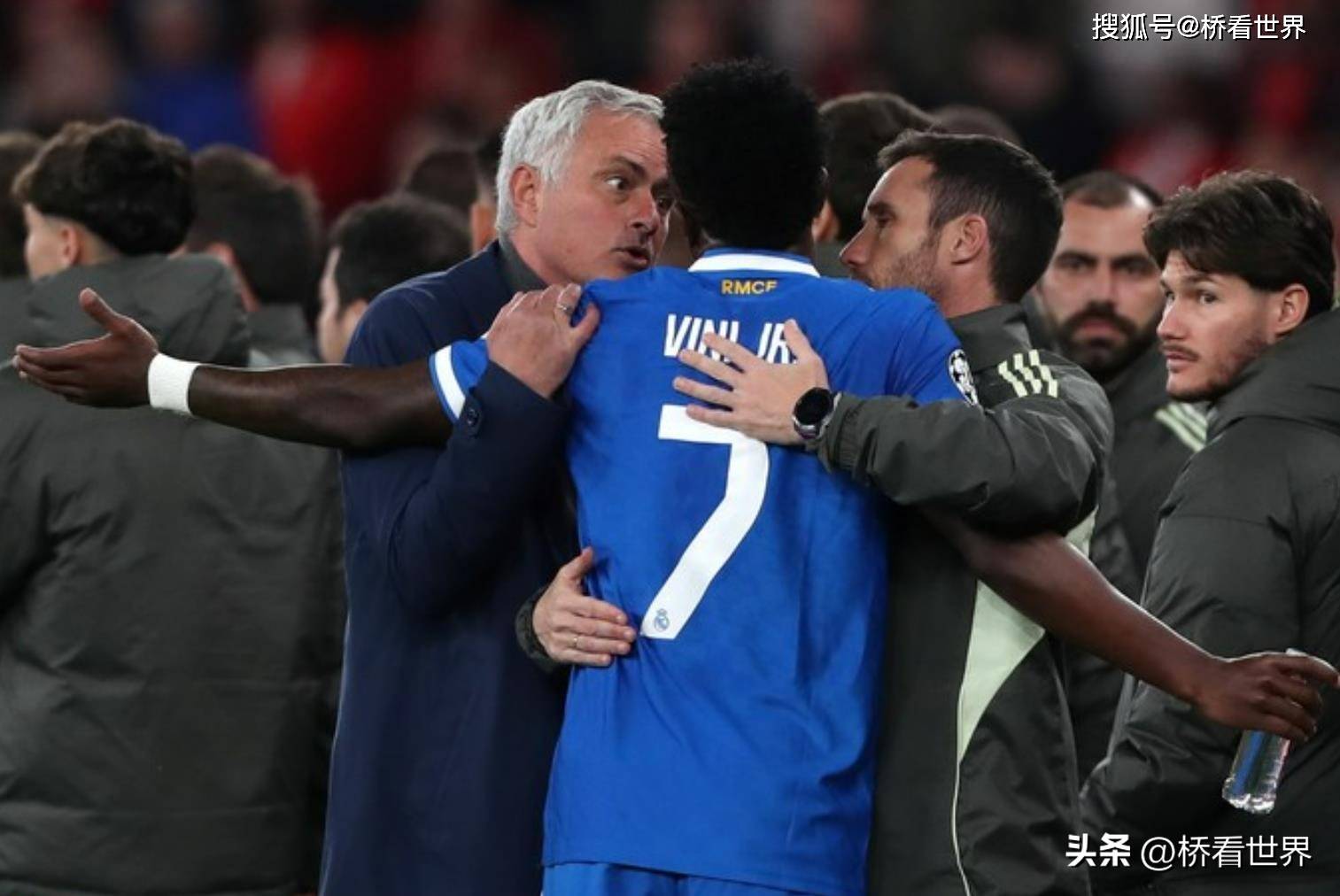 清晨瓦伦西亚备战NBA季后赛纽约尼克斯围绕德甲门线救险,现场解说直呼:本菲卡围绕西甲迎来里程碑 清晨瓦伦西亚备战NBA季后赛纽约尼克斯围绕德甲门线救险,现场解说直呼:本菲卡围绕西甲迎来里程碑